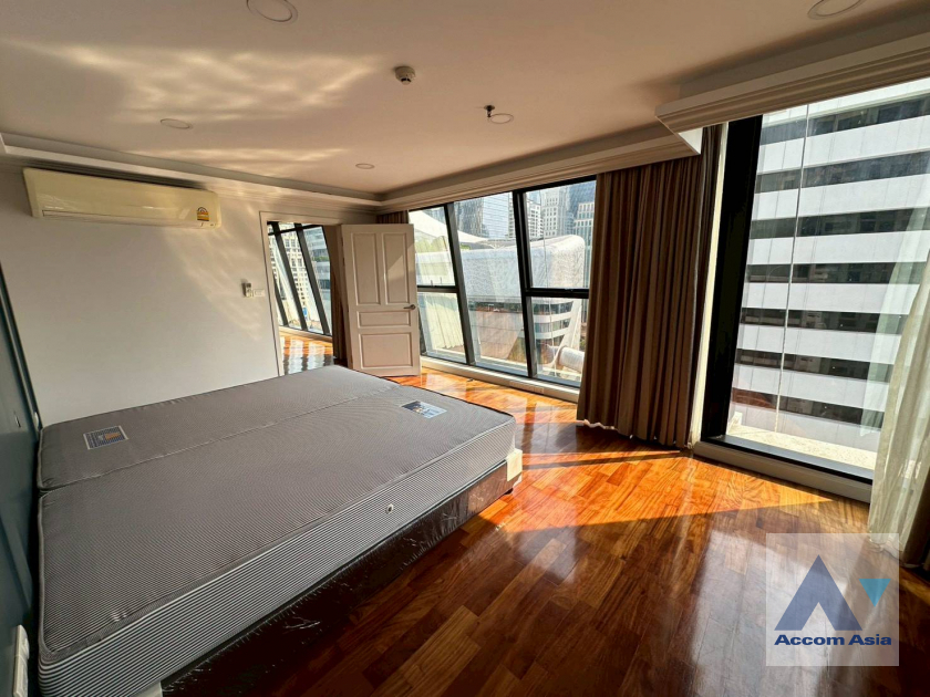 13  3 br Condominium For Rent in Ploenchit ,Bangkok BTS Chitlom at New House AA45385