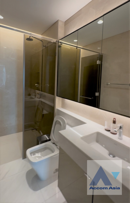 14  2 br Condominium For Rent in Ploenchit ,Bangkok  at The Residences at Sindhorn Kempinski Hotel Bangkok AA45392