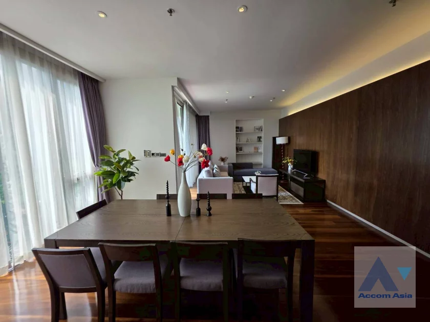 4  3 br Apartment For Rent in Sukhumvit ,Bangkok  at Modern Apartment AA45402