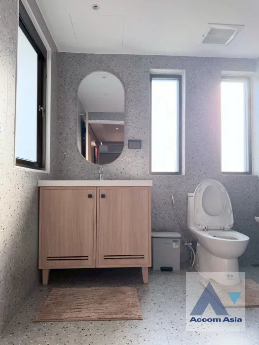 26  3 br Apartment For Rent in Sukhumvit ,Bangkok BTS Thong Lo at Sawit Suites Apartment AA45437