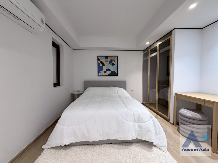 21  3 br Apartment For Rent in Dusit ,Bangkok BTS Thong Lo at Sawit Suites Apartment AA45437