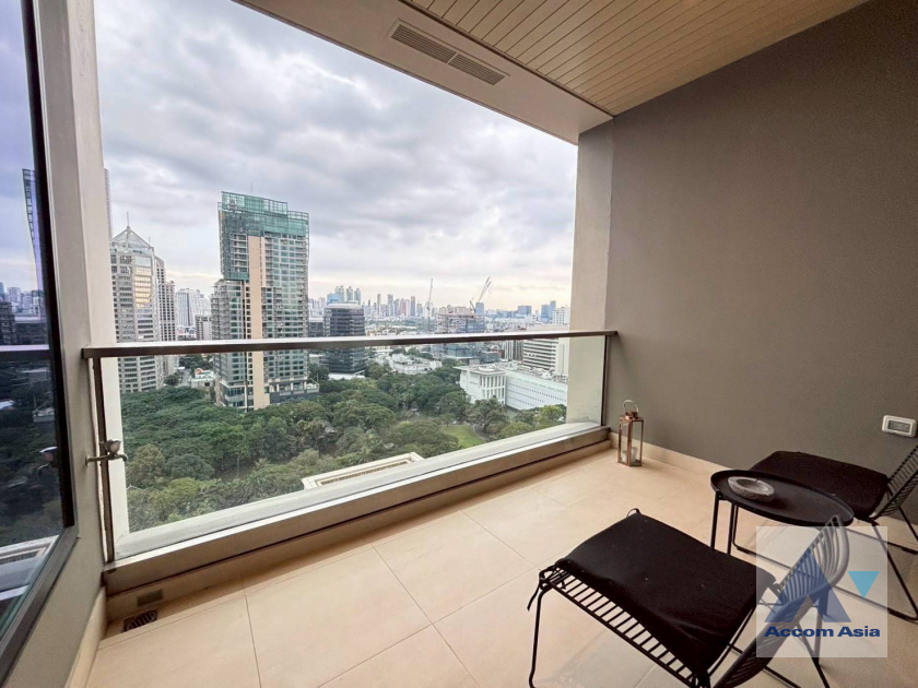 5  2 br Condominium for rent and sale in Ploenchit ,Bangkok BTS Chitlom at Sindhorn Residence AA45451