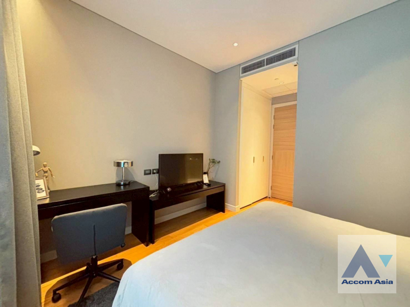 10  2 br Condominium for rent and sale in Ploenchit ,Bangkok BTS Chitlom at Sindhorn Residence AA45451