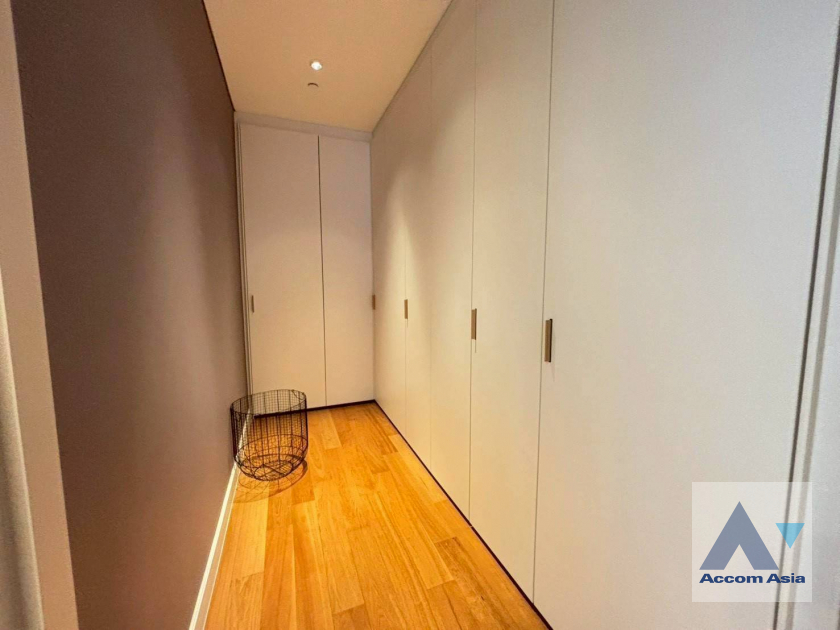 11  2 br Condominium for rent and sale in Ploenchit ,Bangkok BTS Chitlom at Sindhorn Residence AA45451