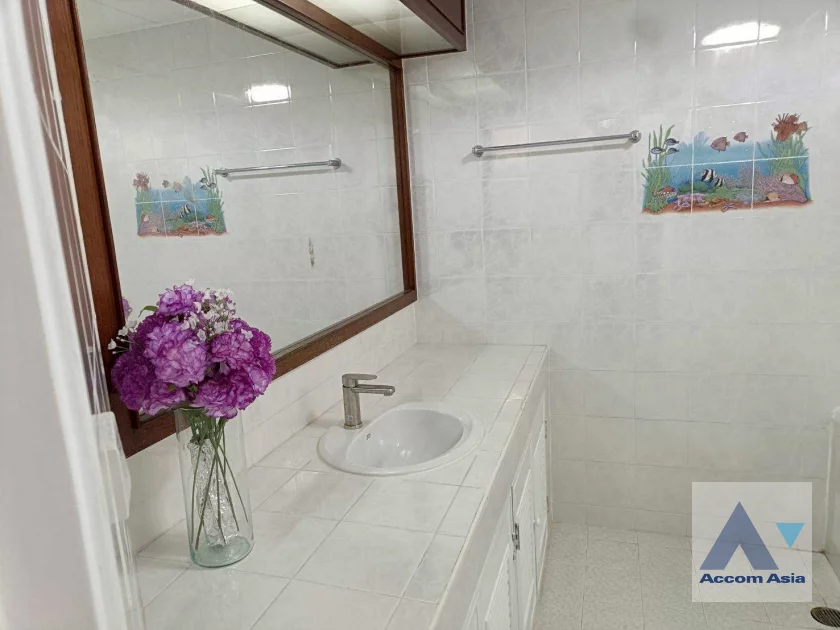 10  3 br Condominium For Rent in Sukhumvit ,Bangkok BTS Ekkamai at Tai Ping Tower AA45489