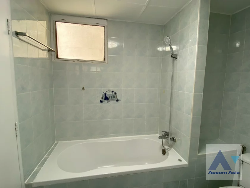 11  3 br Condominium For Rent in Sukhumvit ,Bangkok BTS Ekkamai at Tai Ping Tower AA45489