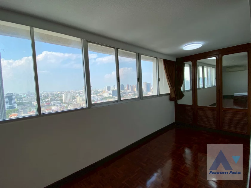 8  3 br Condominium For Rent in Sukhumvit ,Bangkok BTS Ekkamai at Tai Ping Tower AA45489