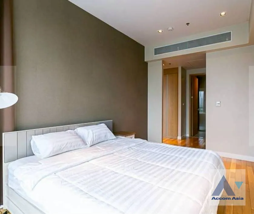 unit 2 Bedrooms  Condominium For Rent in Sukhumvit, Bangkok  near MRT Sukhumvit - BTS Asok (AA45522)