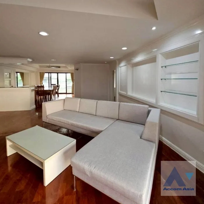 unitPet friendly |  3 Bedrooms  Apartment For Rent & Sale in Sukhumvit, Bangkok  near BTS Asok - MRT Sukhumvit (AA45541)