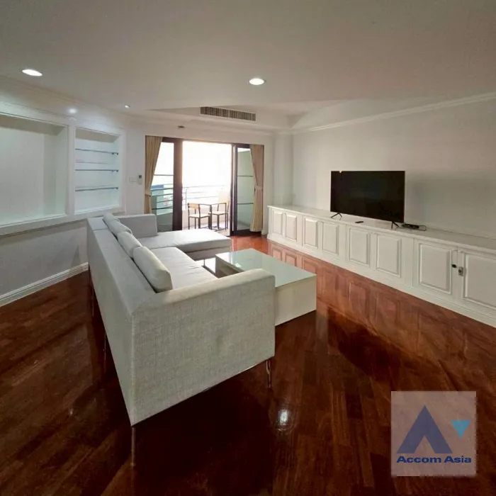 unitPet friendly |  3 Bedrooms  Apartment For Rent & Sale in Sukhumvit, Bangkok  near BTS Asok - MRT Sukhumvit (AA45541)