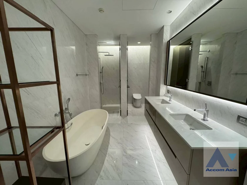 12  2 br Condominium For Rent in Ploenchit ,Bangkok BTS Chitlom at The Residences at Sindhorn Kempinski Hotel Bangkok AA45561