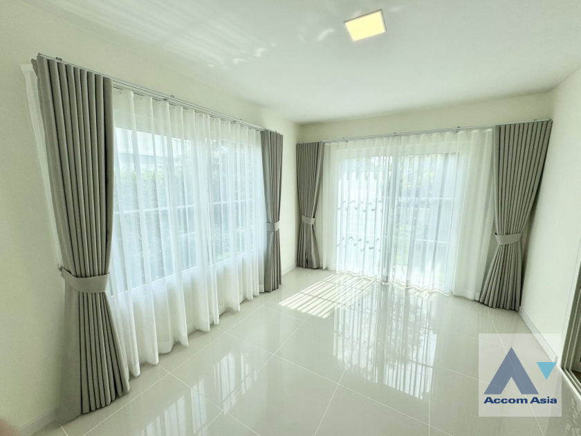 7  4 br House For Rent in Samutprakan ,Samutprakan  at Villaggio 3 Srinakarin Bangna AA45566