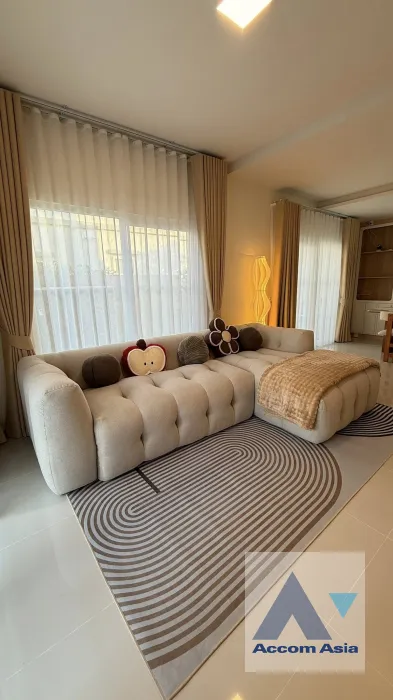  2  4 br House for rent and sale in Samutprakan ,Samutprakan  at Villaggio 3 Srinakarin Bangna AA45580