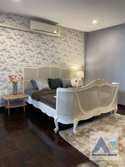 8  5 br House For Rent in Krungthep Kreetha ,Bangkok  AA45581