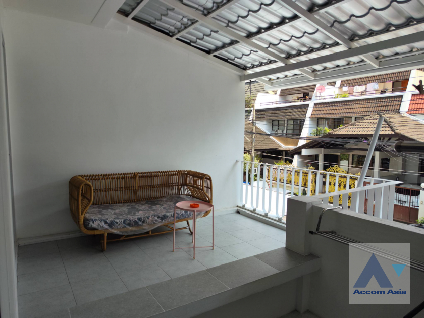 21  4 br House for rent and sale in Sathorn ,Bangkok BTS Saphan Taksin AA45585