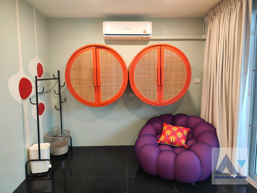 15  4 br House for rent and sale in Sathorn ,Bangkok BTS Saphan Taksin AA45585