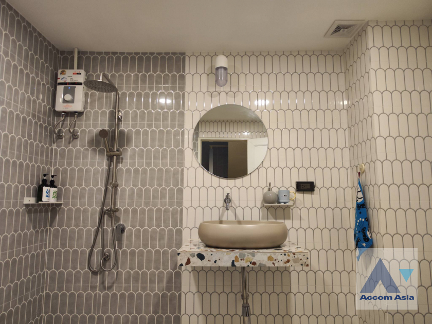 24  4 br House for rent and sale in Sathorn ,Bangkok BTS Saphan Taksin AA45585