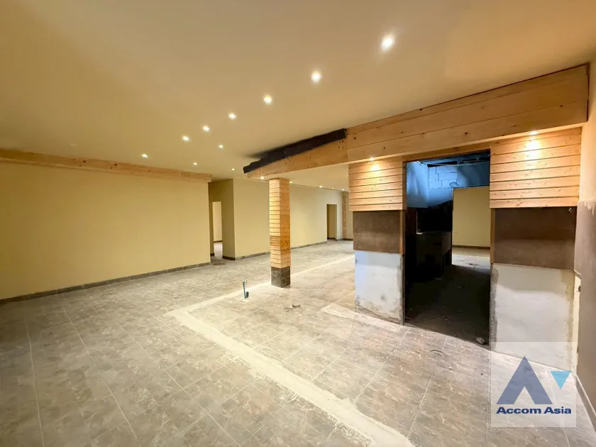 unitHome Office |  House For Rent in Phaholyothin, Bangkok  near BTS Saphan-Kwai (AA45586)