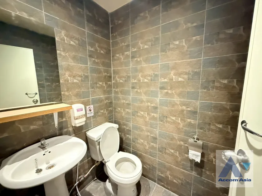 26  House For Rent in Phaholyothin ,Bangkok BTS Saphan-Kwai AA45586