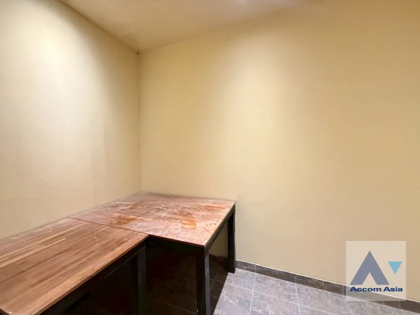 17  House For Rent in Phaholyothin ,Bangkok BTS Saphan-Kwai AA45586