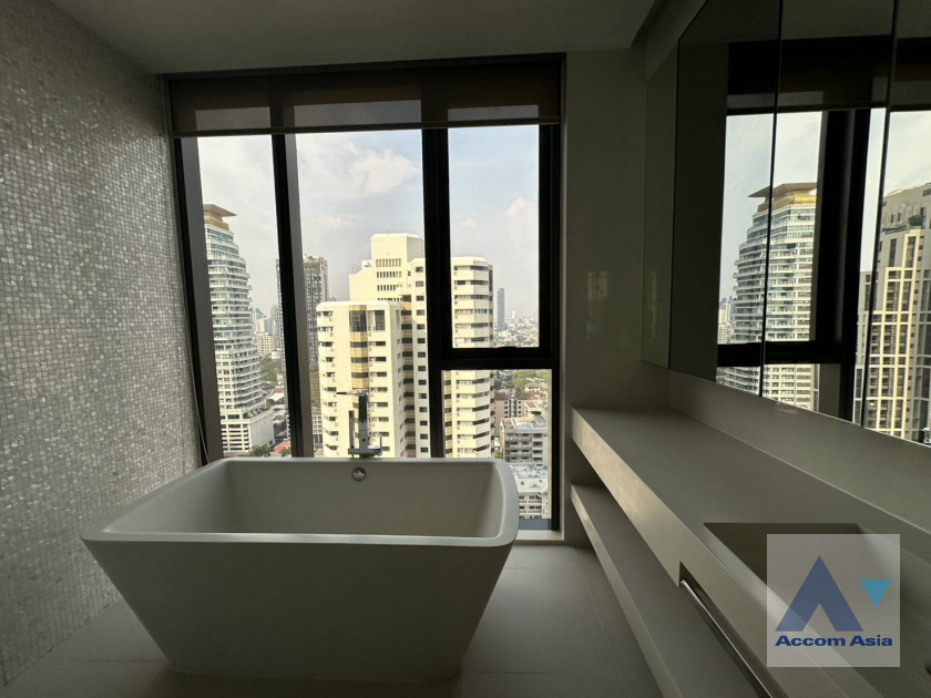 8  2 br Condominium For Rent in Sukhumvit ,Bangkok BTS Phrom Phong at Vittorio Sukhumvit 39 AA45589