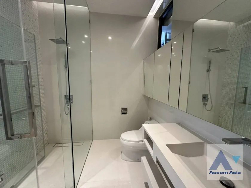 15  2 br Condominium For Rent in Sukhumvit ,Bangkok BTS Phrom Phong at Vittorio Sukhumvit 39 AA45589