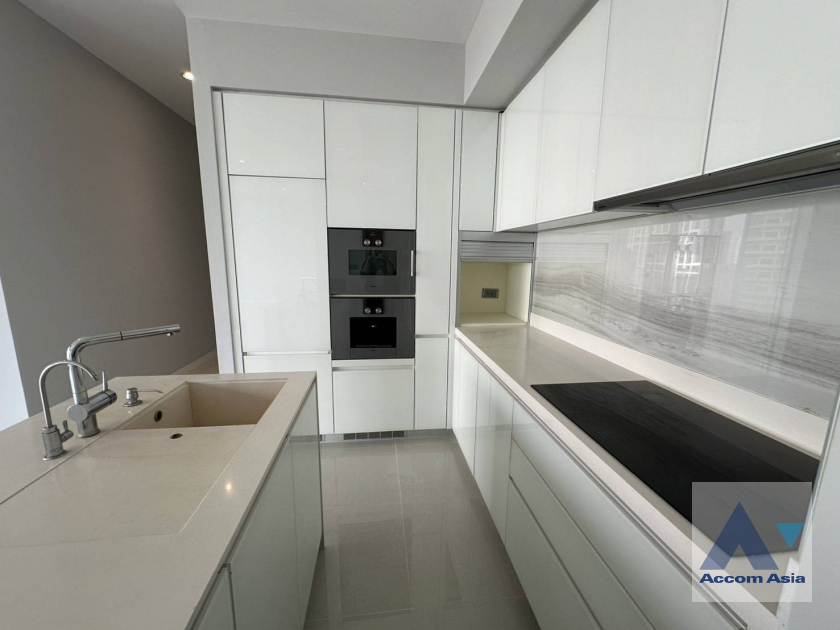 19  2 br Condominium For Rent in Sukhumvit ,Bangkok BTS Phrom Phong at Vittorio Sukhumvit 39 AA45589