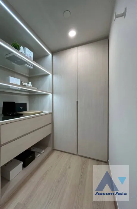 5  1 br Condominium for rent and sale in Sukhumvit ,Bangkok MRT Queen Sirikit National Convention Center at Life Rama 4-Asoke AA45591
