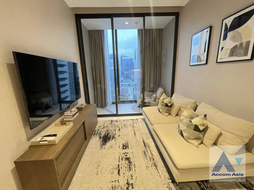 unit 1 Bedroom  Condominium For Rent in Sathorn, Bangkok  near MRT Lumphini - BTS Chong Nonsi (AA45594)