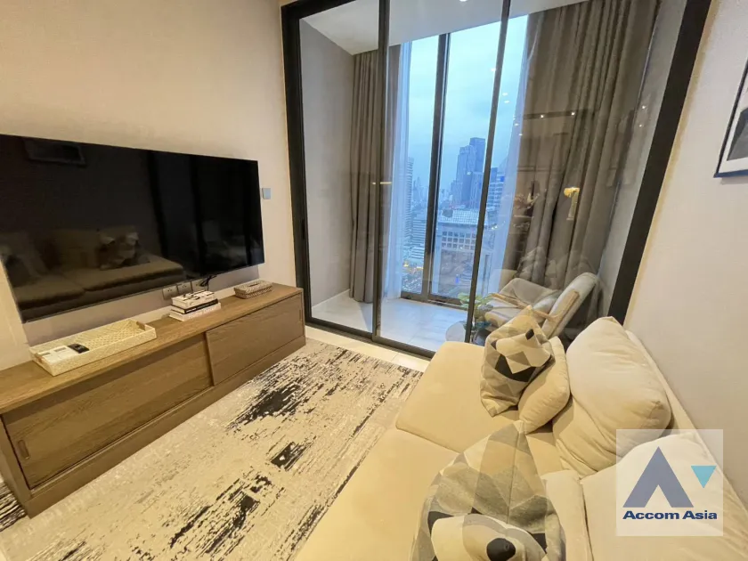 unit 1 Bedroom  Condominium For Rent in Sathorn, Bangkok  near MRT Lumphini - BTS Chong Nonsi (AA45594)
