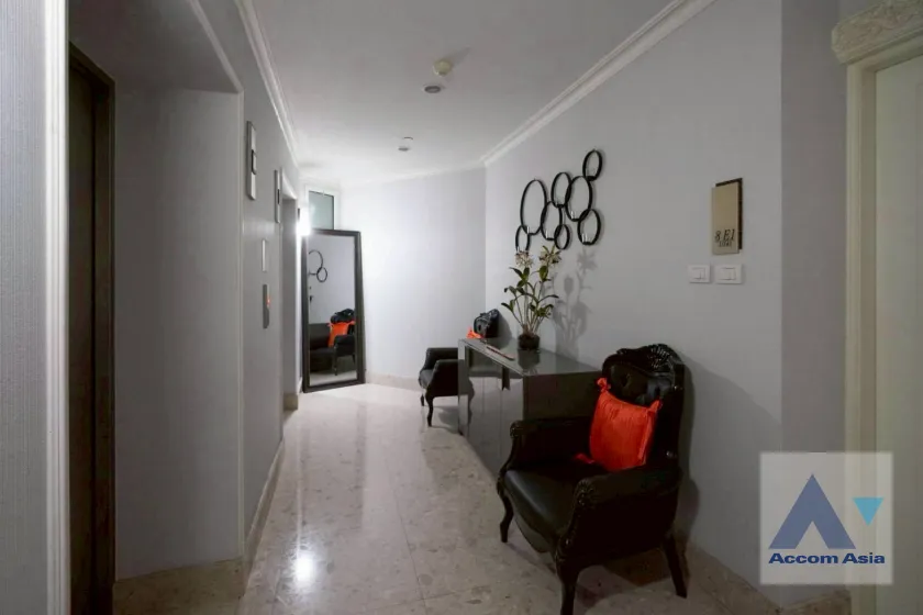 5  3 br Condominium For Rent in Ploenchit ,Bangkok BTS Chitlom at The Park Chidlom AA45595