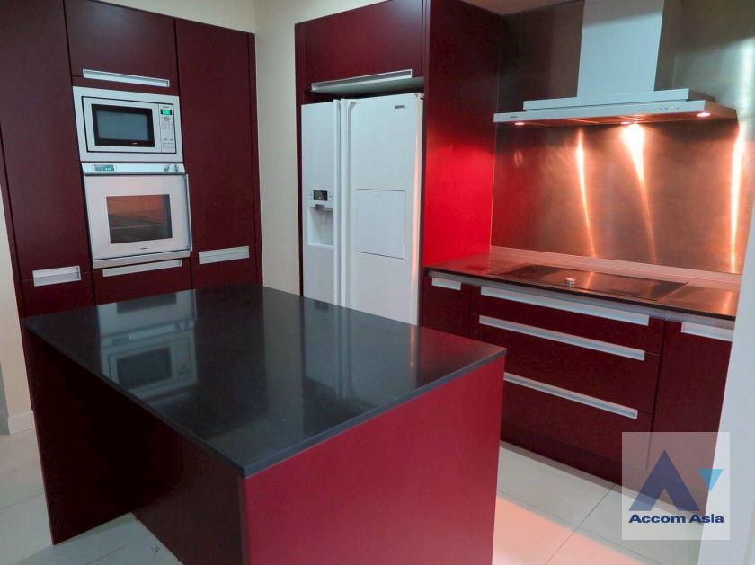 7  3 br Condominium For Rent in Ploenchit ,Bangkok BTS Chitlom at The Park Chidlom AA45595