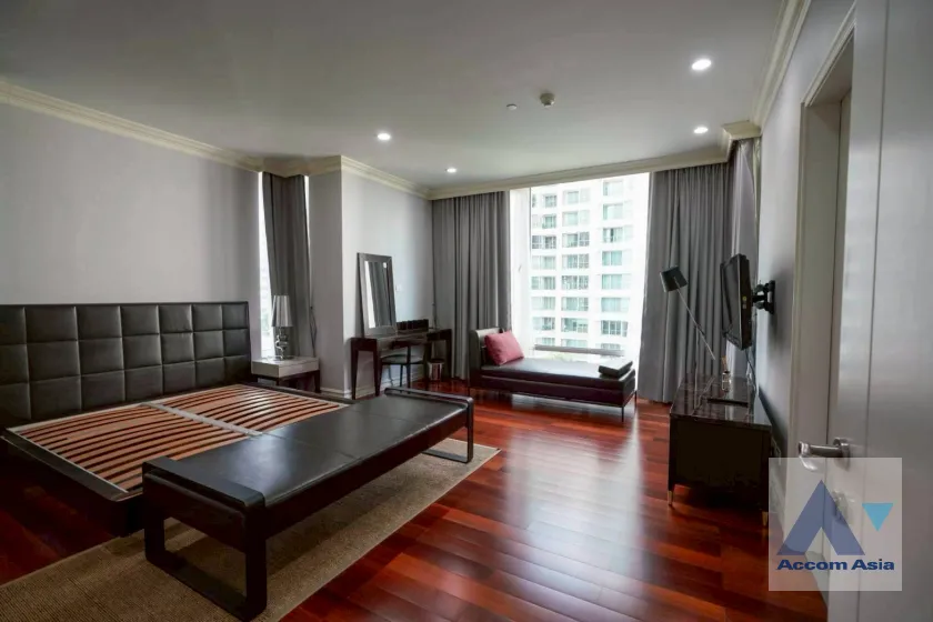 10  3 br Condominium For Rent in Ploenchit ,Bangkok BTS Chitlom at The Park Chidlom AA45595