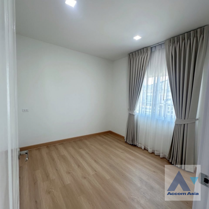 8  4 br House For Rent in Samutprakan ,Samutprakan BTS Bearing at Golden Neo Sukhumvit-Lasalle  AA45596
