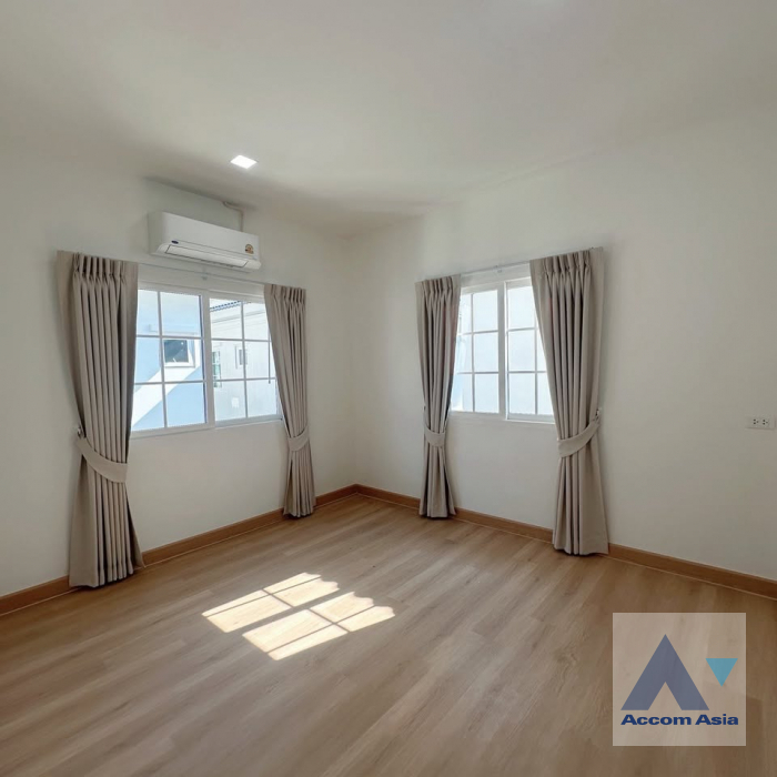 7  4 br House For Rent in Samutprakan ,Samutprakan BTS Bearing at Golden Neo Sukhumvit-Lasalle  AA45596