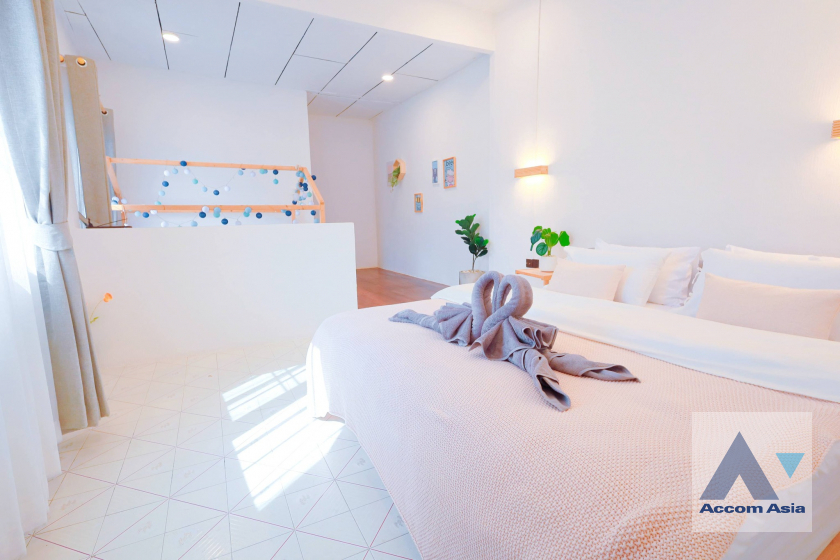 6  3 br House For Rent in Ratchadaphisek ,Bangkok MRT Thailand Cultural Center AA45601