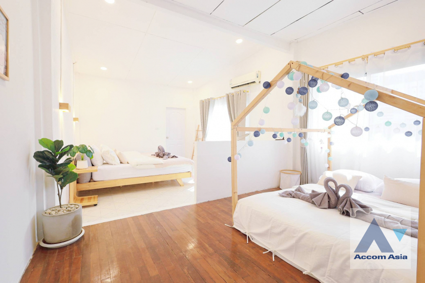 5  3 br House For Rent in Ratchadaphisek ,Bangkok MRT Thailand Cultural Center AA45601