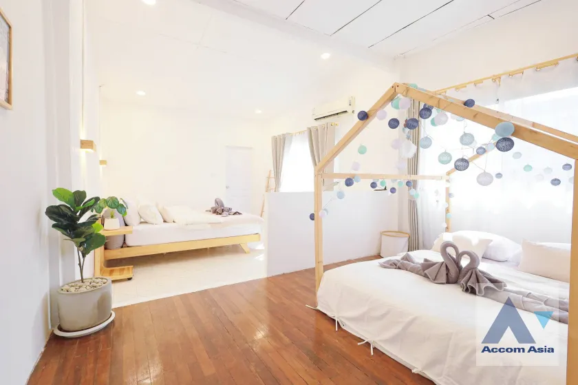 5  3 br House For Rent in Ratchadaphisek ,Bangkok MRT Thailand Cultural Center AA45601