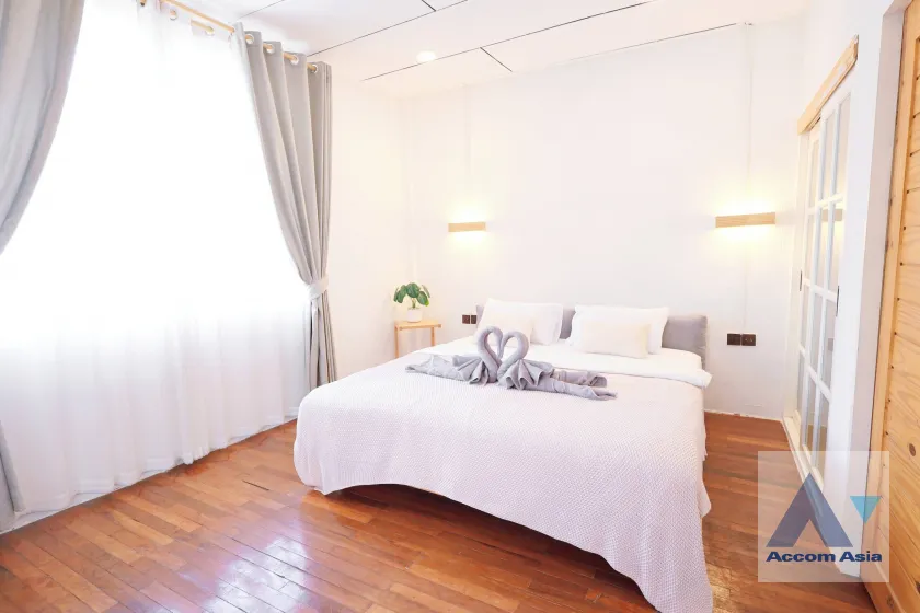 8  3 br House For Rent in Ratchadaphisek ,Bangkok MRT Thailand Cultural Center AA45601