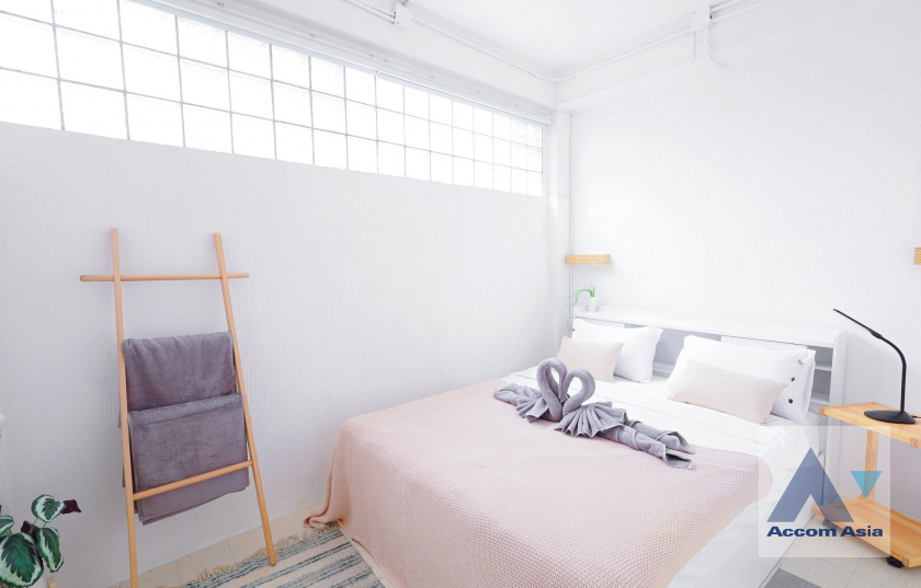 10  3 br House For Rent in Ratchadaphisek ,Bangkok MRT Thailand Cultural Center AA45601