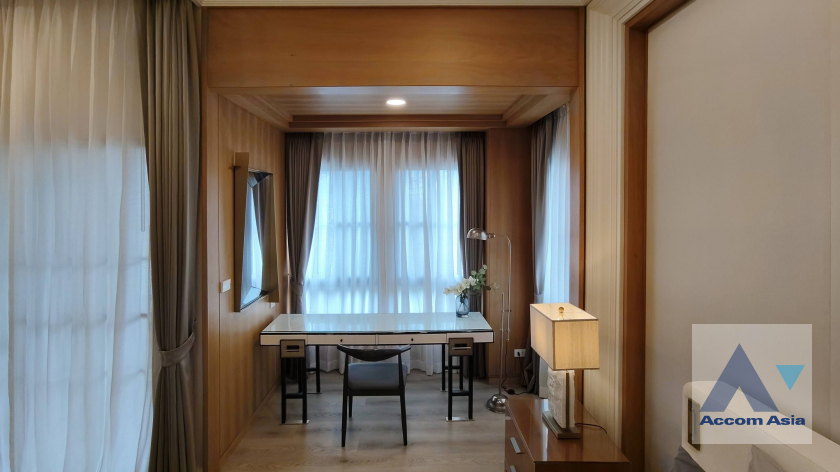 15  5 br House for rent and sale in Latkrabang ,Bangkok ARL Ban Thap Chang at Nantawan Rama 9 New Krungthepkreetha AA45609