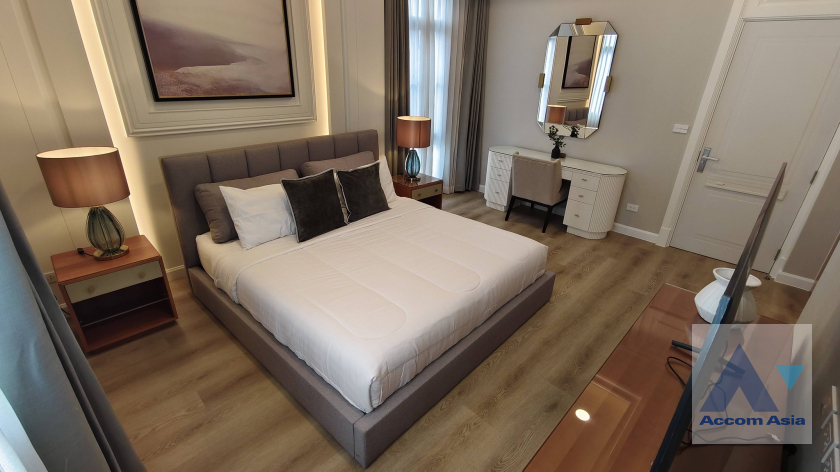 10  5 br House for rent and sale in Latkrabang ,Bangkok ARL Ban Thap Chang at Nantawan Rama 9 New Krungthepkreetha AA45609