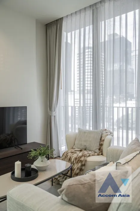 unitFully Furnished |  1 Bedroom  Condominium For Rent & Sale in Ploenchit, Bangkok  near BTS Chitlom (AA45610)
