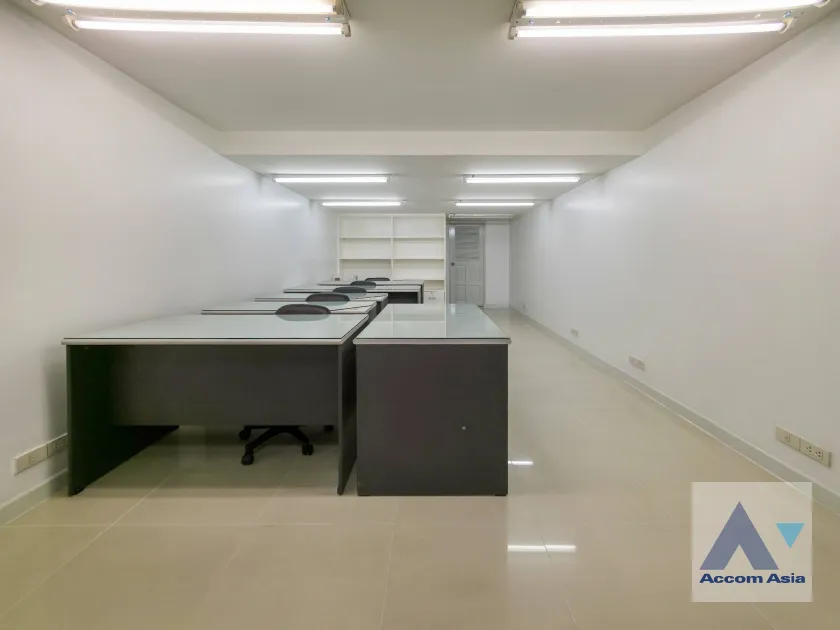 16  Shophouse for rent and sale in Sukhumvit ,Bangkok BTS Phra khanong AA45613