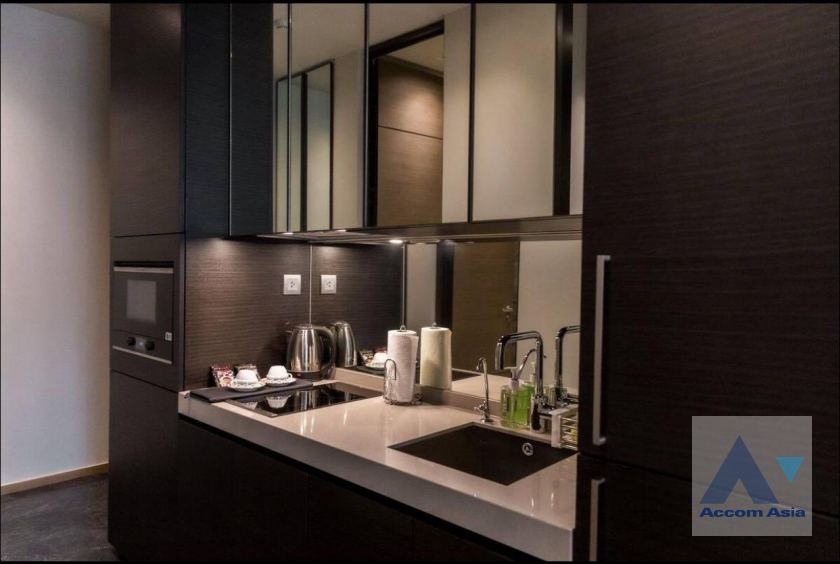 4  1 br Condominium for rent and sale in Ploenchit ,Bangkok BTS Chitlom at 28 Chidlom AA45614