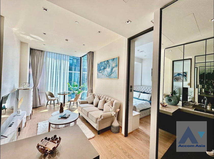  2  1 br Condominium for rent and sale in Ploenchit ,Bangkok BTS Chitlom at 28 Chidlom AA45614