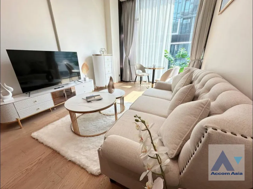  1  1 br Condominium for rent and sale in Ploenchit ,Bangkok BTS Chitlom at 28 Chidlom AA45614