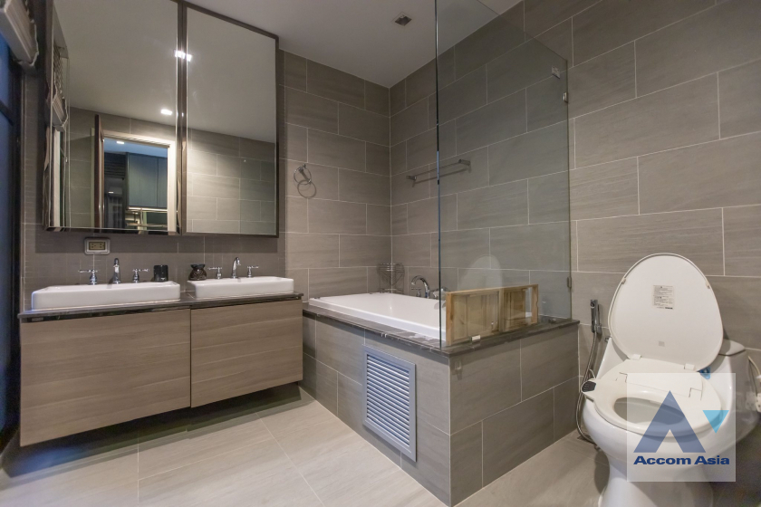 13  4 br House For Rent in Ratchadaphisek ,Bangkok  at Artale Ekkamai Ramintra AA45615