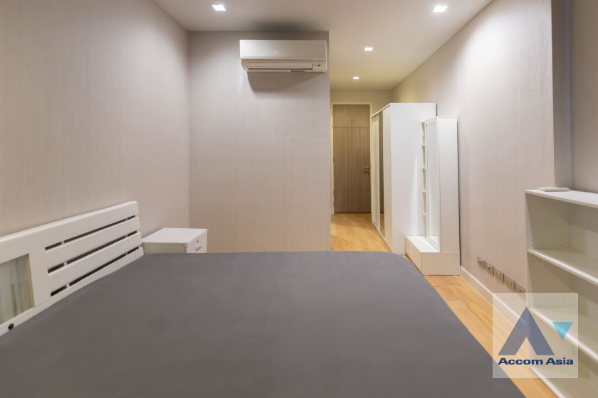 10  4 br House For Rent in Ratchadaphisek ,Bangkok  at Artale Ekkamai Ramintra AA45615