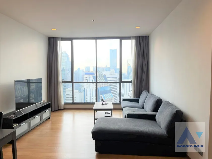 unitFully Furnished, Corner Unit |  3 Bedrooms  Condominium For Rent & Sale in Sukhumvit, Bangkok  near BTS Nana (AA45618)